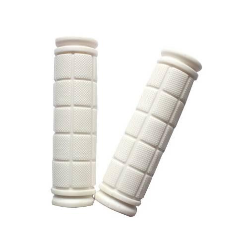 Rubber's a white suit